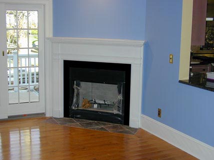 Baltimore mantel in white installed in corner